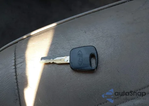 2001 Ford Mustang from USA, damaged, VIN 1FAFP44411F180183